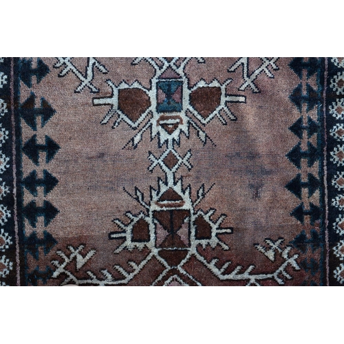 1144 - An antique Baluch rug,  160 x 105cm