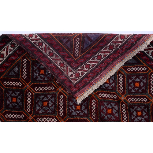 1148 - A Persian Baluch rug, 150 x 117cm