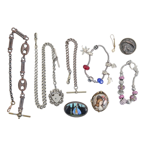 212 - Miscellaneous costume jewellery, 19th c and later