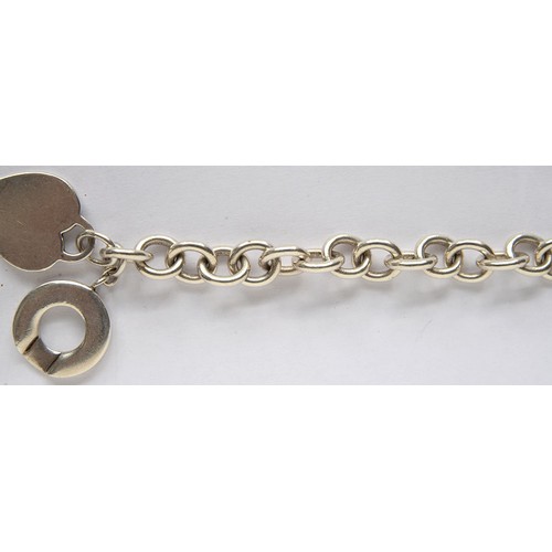 186 - A Tiffany & Co silver bracelet, 18.5cm l, maker's marks and 925, 42g