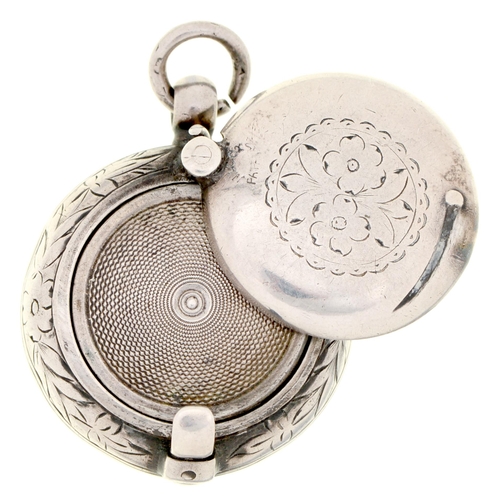 363 - An Edwardian swivel opening silver sovereign case, 32mm diam, by Levi & Salaman, Birmingham 1902... 