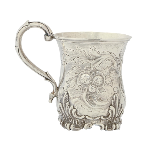 370 - A Victorian silver christening mug, on scrolling foot, 95mm h, by George John Richards, London 1853,... 