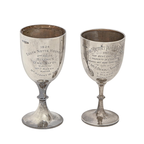 386 - Two George V silver goblets, 19 and 20cm h, both Sheffield, by Hammond, Creake & Co, 1917 and Wa... 