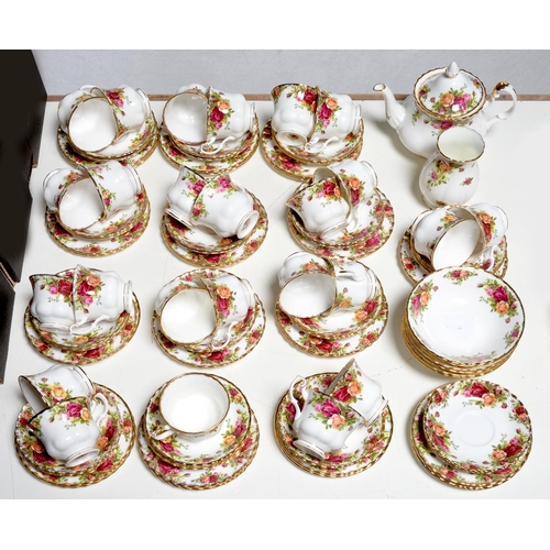 544 - Twenty-four Royal Albert Old Country Roses pattern teacups, saucers and tea plates, printed marks, f... 