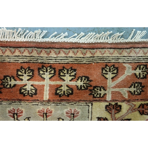 962 - A Turkish Milas rug, 198cm x 123cm