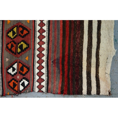 974 - An Anatolian flatweave rug, 176cm x 90cm and a Turkish Kilim rug, 131cm x 58cm (2)