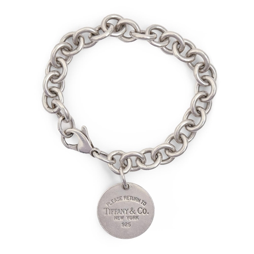 155 - Tiffany & Co. A silver bracelet, 17.5cm l, maker's marks, 36g