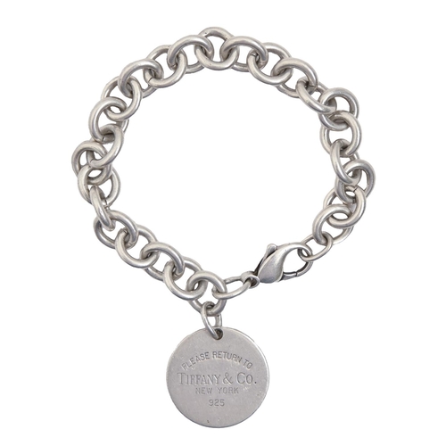 156 - Tiffany & Co. A silver bracelet, 18cm l, maker's marks, 36g