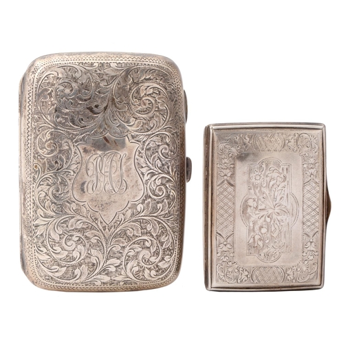 240 - A Northern European silver snuff box, early 19th c, the moulded lid foliate engraved, 73mm l, unmark... 