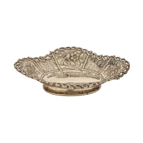 250 - A Victorian silver sweetmeat dish, chased with flowers in rustic divisions and trellis, in entwined ... 