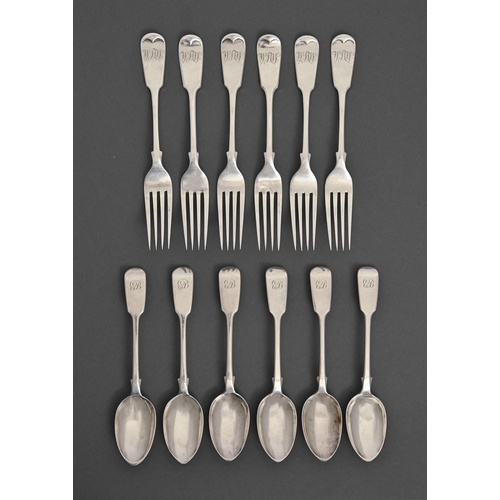 288 - A set of six Edwardian silver dessert forks, Fiddle pattern, by John Round & Son Ltd, Sheffield ... 