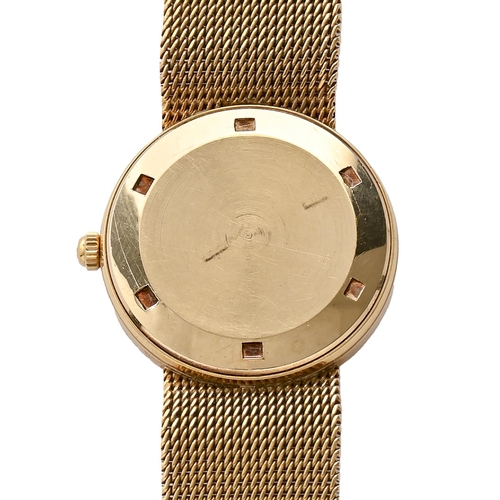 74 - A Zenith 18ct gold self-winding gentleman's wristwatch, No 28800, 34mm diam, on 9ct gold mesh bracel... 