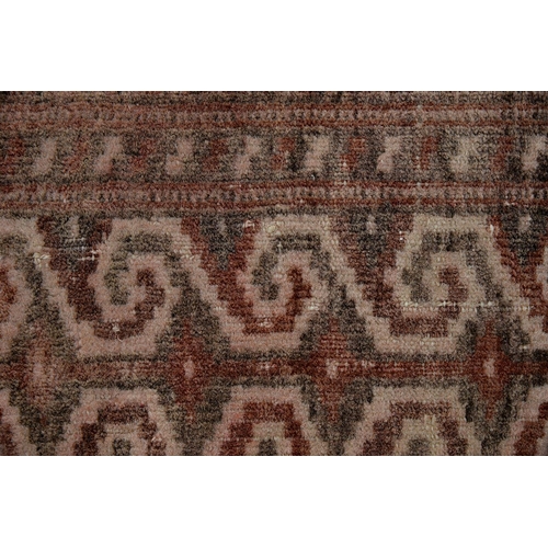 926 - Antique Afghan yomut turkmen prayer rug, 105 x 84cm