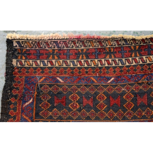 944 - Fine Persian cicim kilm, 180 x 128cm, circa 1970s