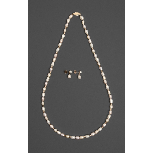 107 - A cultured pearl necklace, gold clasp, 47cm l and a pair of similar earrings, 15g (2)... 