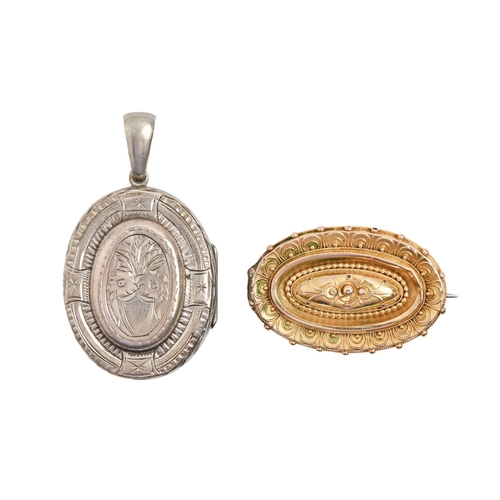 139 - A Victorian 15ct gold brooch, 38mm, Chester 1886, 5.7g and a contemporary Victorian silver locket (2... 