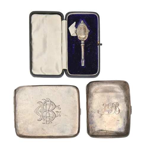 242 - A George V silver key, 66mm l, maker's mark indistinct, Birmingham 1913, cased and two silver cigare... 