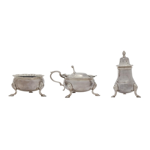 273 - An Elizabeth II silver condiment set, on hoof feet, blue glass liners, pepperette and cover 80mm h, ... 