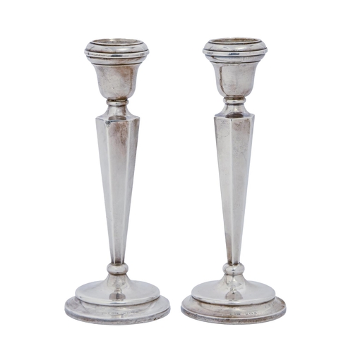 326 - A pair of George V silver candlesticks, with hexagonal stem, 21cm h, by G H Inshaw & Co, Birming... 