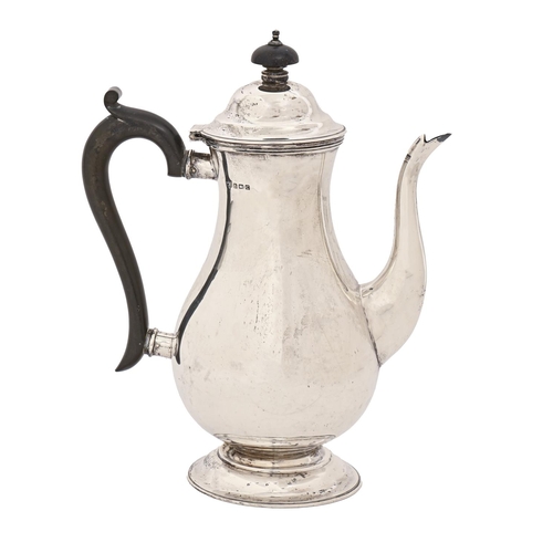 361 - A George V silver baluster coffee pot, 24cm h, by S Blanckensee & Son Ltd, Birmingham 1927, 15oz... 