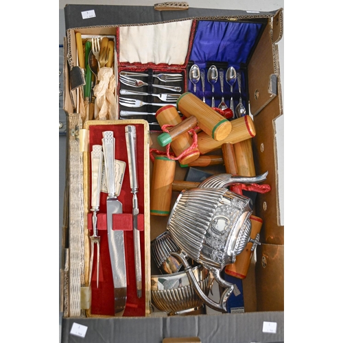 370 - Miscellaneous plated ware,  to include cased sets of flatware, etc