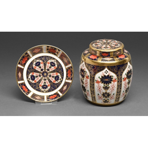 482 - A Royal Crown Derby Imari pattern ginger jar and cover and a pin tray, late 20th c, ginger jar and c... 