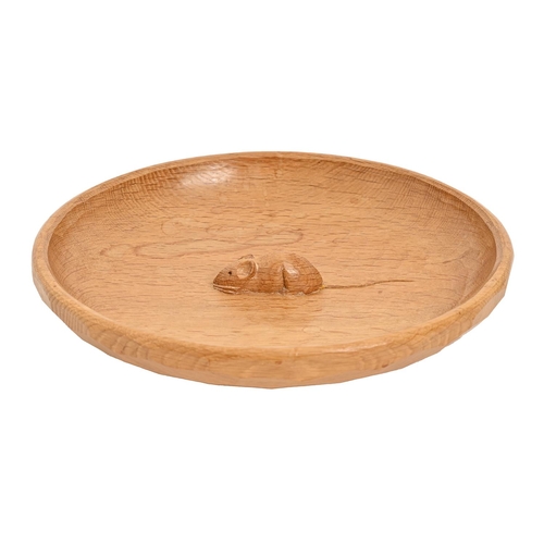 619 - A Mouseman oak fruit bowl, 29.5cm diam, carved mouse 'signature'