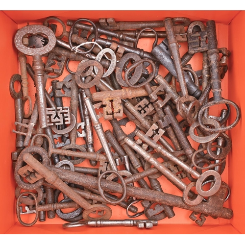 659 - Miscellaneous English steel and iron wire bow keys, 18th c and 19th c, various lengths, etc... 