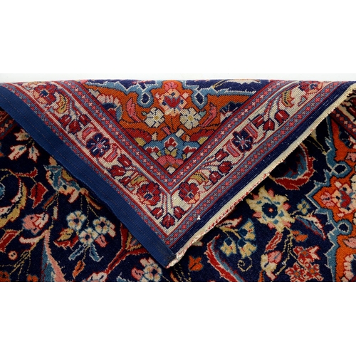 925 - A Persian Kashan rug, 126 x 64cm