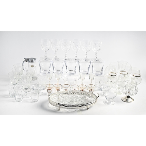 560 - A quantity of cut and other drinking glassware, etc