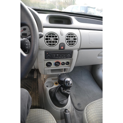 504 - Motor car. Renault Kangoo DCI 4x4, manual diesel, 142367 miles, Spanish registration 0805FBZ... 