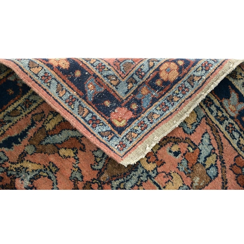 900 - A Sarouk rug, early 20th c and a Baluch prayer rug, 94 x 65cm and 118 x 86cm