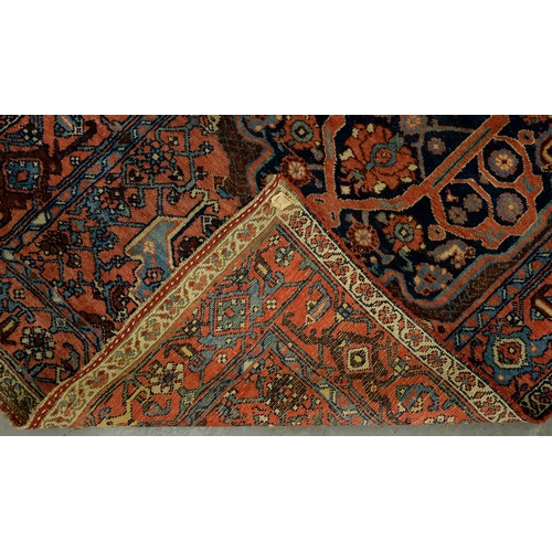 1029 - A Bidjar rug, second quarter 20th c, 106 x 193cm