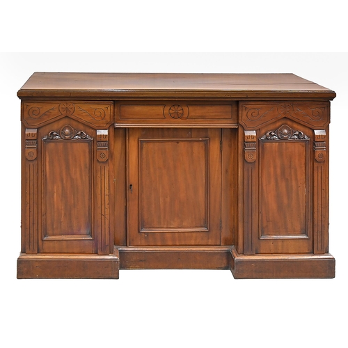 1137 - A late Victorian carved mahogany breakfront sideboard, with panelled doors, 91cm h; 151 x 51cm... 