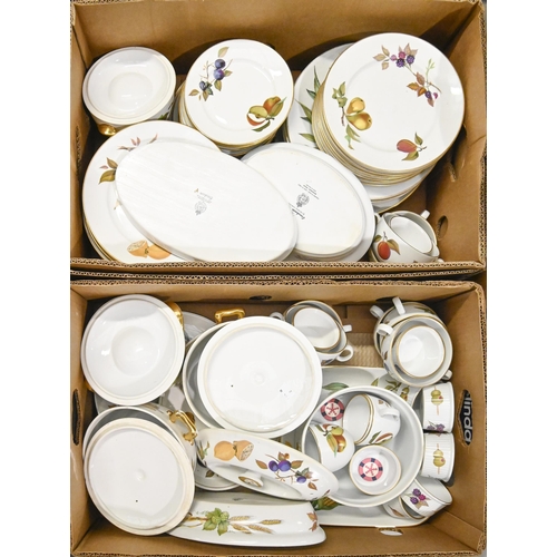 1285 - A collection of Royal Worcester Evesham Grange dinner ware