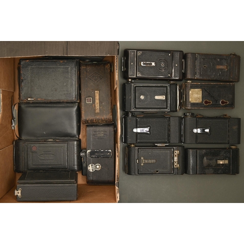 1316 - Miscellaneous folding cameras, 1920s-30s, including Zeiss Icon, Brown Bakelite Soho Cadet and two qu... 