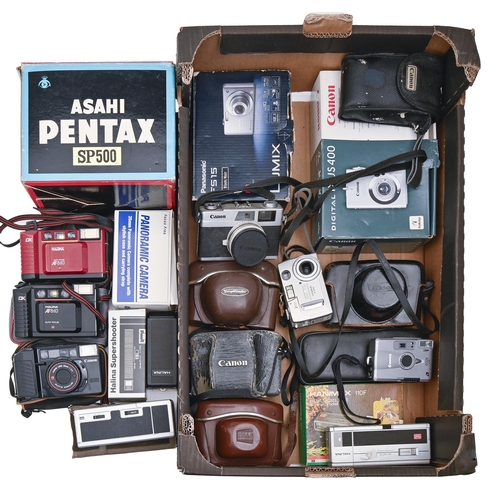 1322 - Photography. Miscellaneous 35mm single lens reflex and compact cameras, including Voigtlander, Canon... 