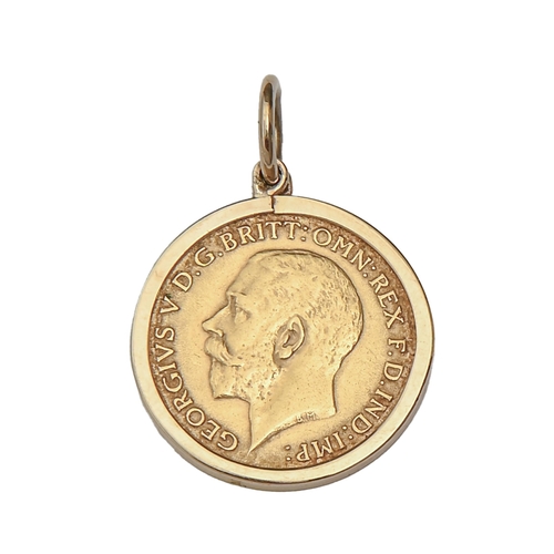 197 - Gold coin. Half sovereign 1912, mounted in 9ct gold pendant, 5.1g