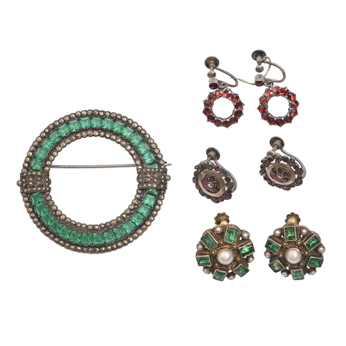 199 - A silver, green paste and marcasite circular brooch, c1925, 50mm diam and three pairs of contemporar... 