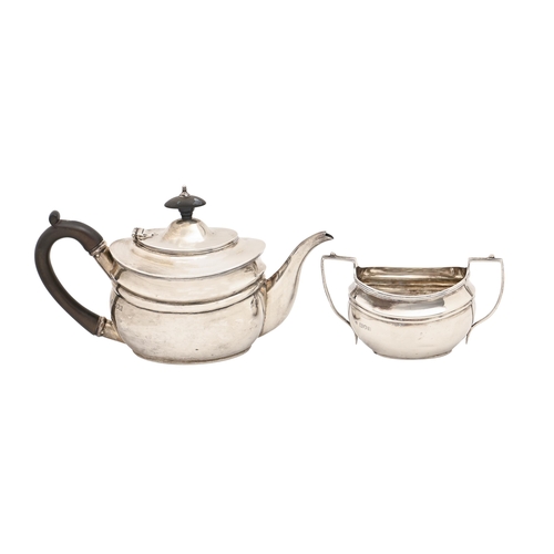 325 - A George V silver teapot and sugar bowl, teapot 12cm h, by C S Harris & Sons Ltd, London 1913, 1... 