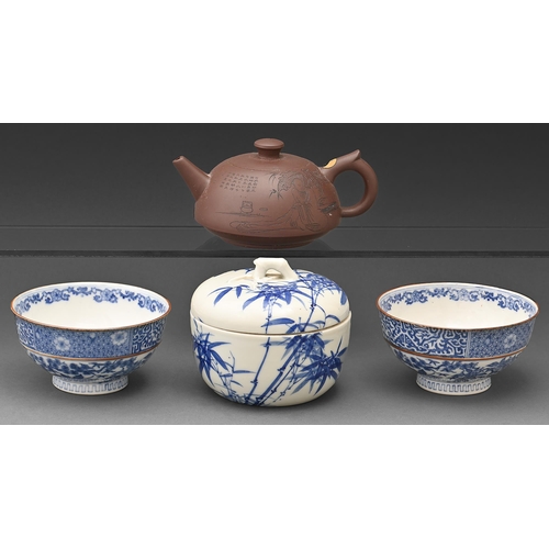 468 - A Chinese Yixing stoneware teapot and cover, 80mm h, seal mark, a pair of Chinese blue and white bow... 