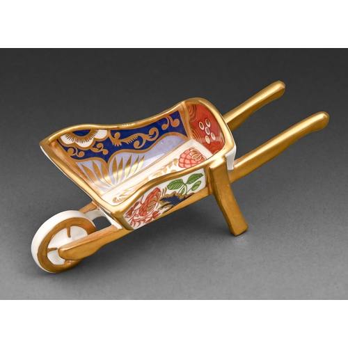 536 - A Royal Crown Derby Imari pattern wheelbarrow, late 20th c, 11cm h, printed mark