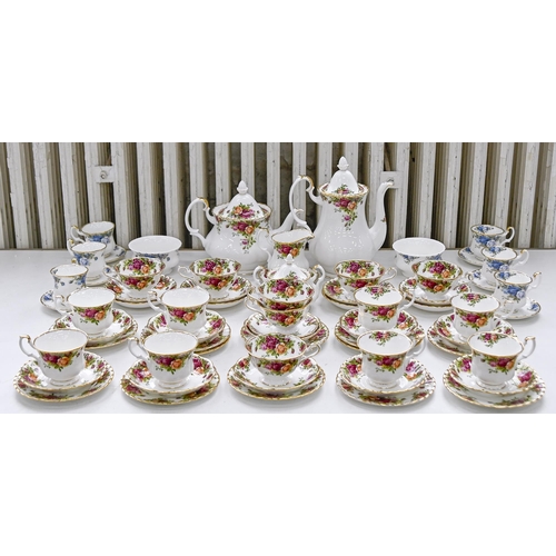 559 - A Royal Albert Old Country Roses pattern tea and coffee service