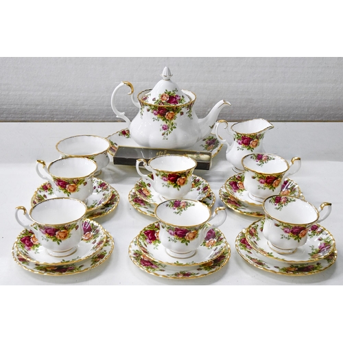 570 - A Royal Albert Old Country Roses pattern tea service, printed mark