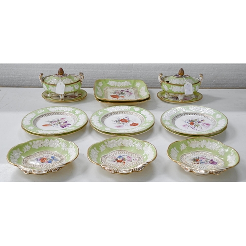 635 - An English porcelain dessert service, possibly Grainger Worcester, c1820, painted with a central flo... 