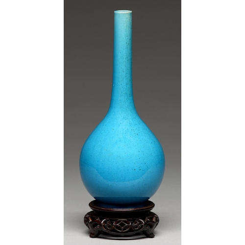 190 - A Chinese kingfisher glazed vase, 20th c, of slender tapered bulbous form with almost cylindrical ne... 