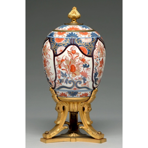 360 - An ormolu mounted Imari jar and cover, Edo period,  18th c, the mounts late 19th / early 20th c, 40c... 