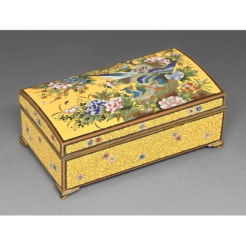 388 - A Japanese cloisonne enamel cigarette box, early 20th c, the slightly domed lid enamelled with birds... 