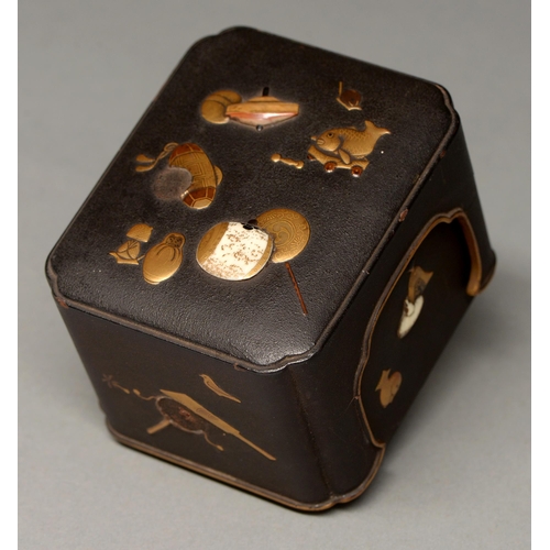 411 - A Japanese shibayama box and cover, Meiji period, decorated in ivory and gold and enamel lacquer wit... 