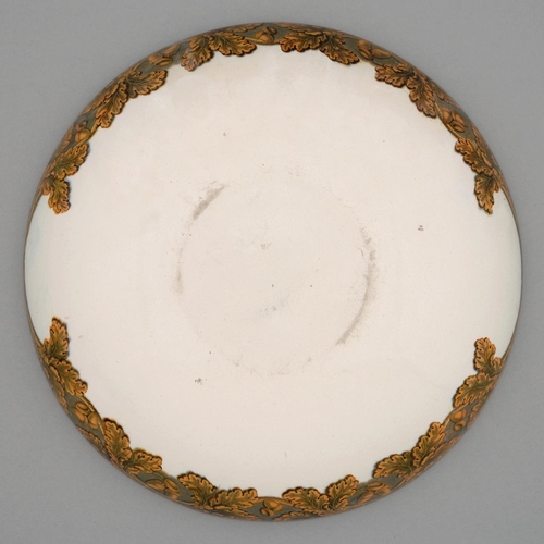 581 - An F & R Pratt colour-printed dish, c1860, with The Last In, signed in the engraving W MULREADY ... 